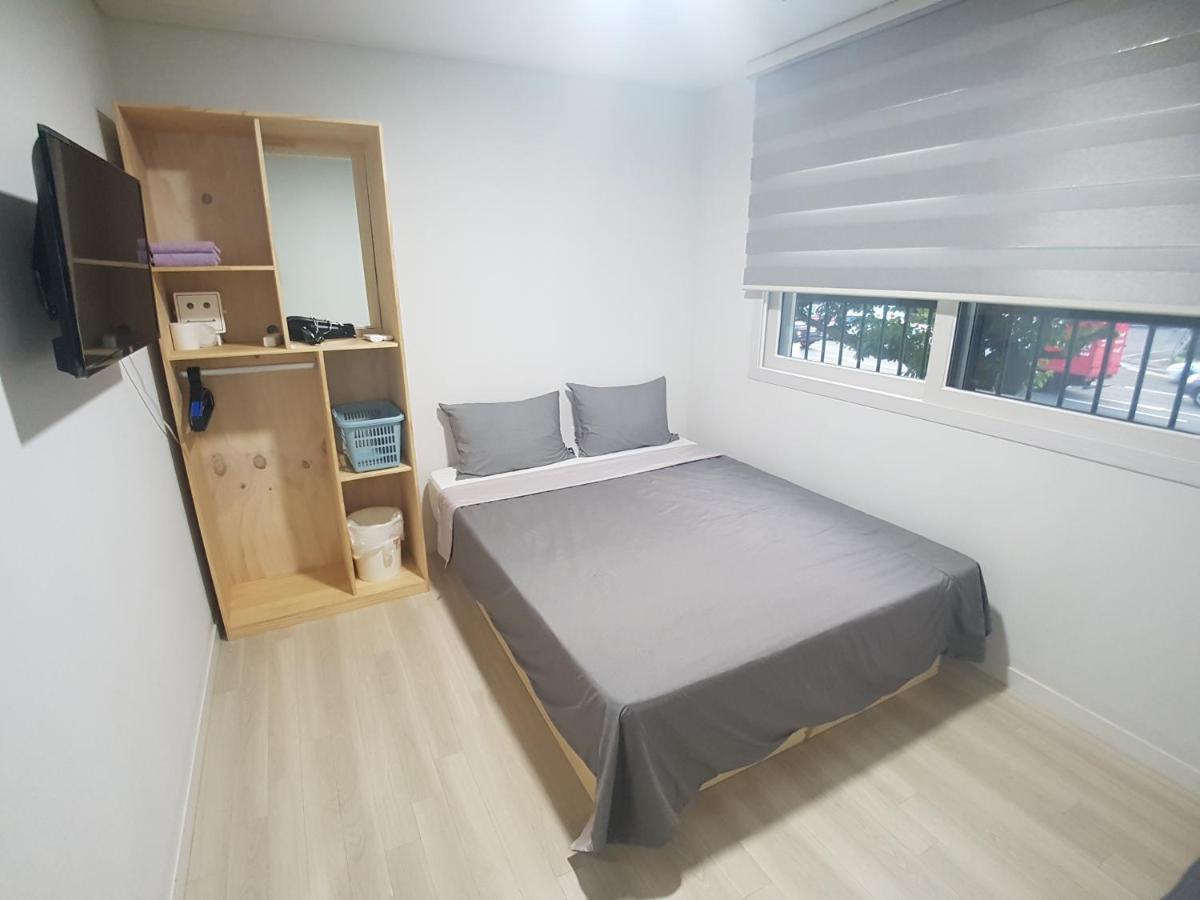 Yong Homestay Jeju