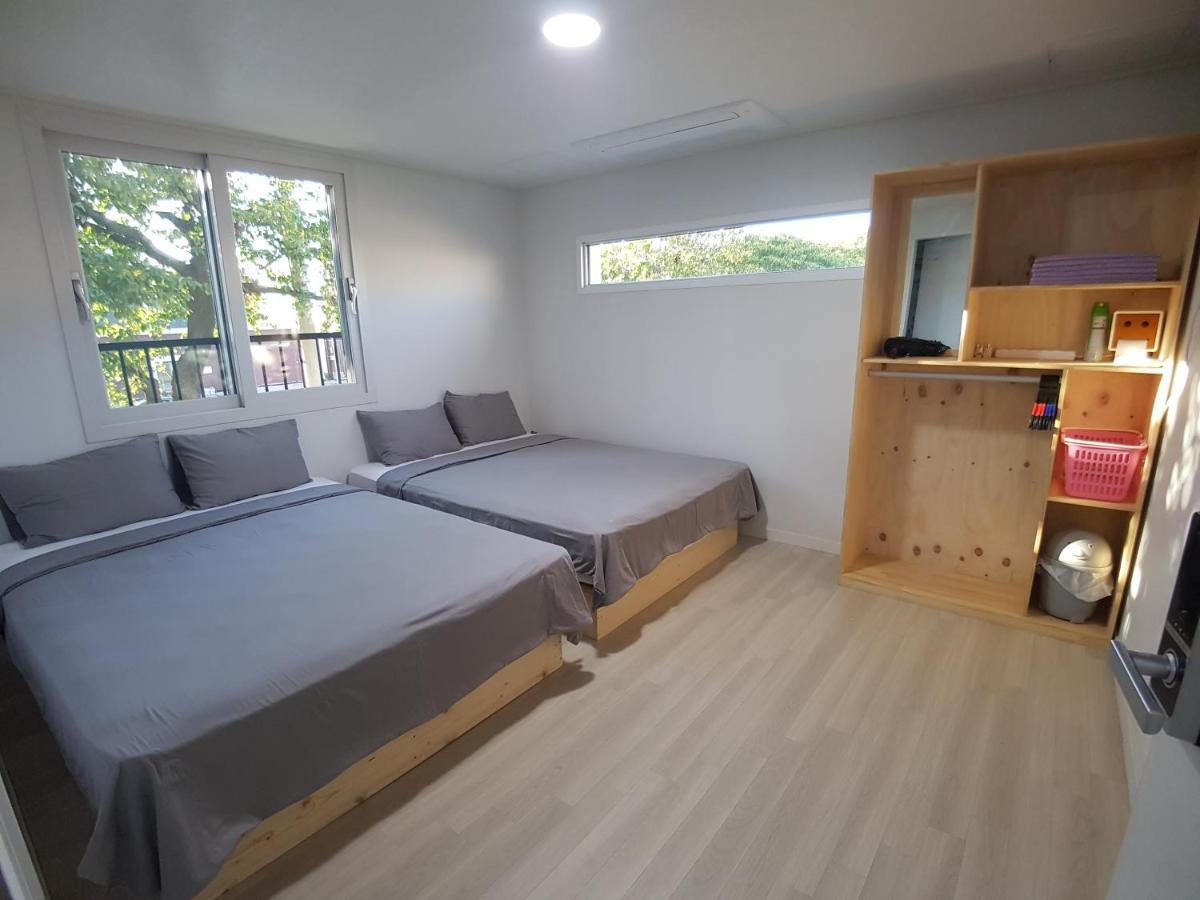 Yong Homestay Jeju